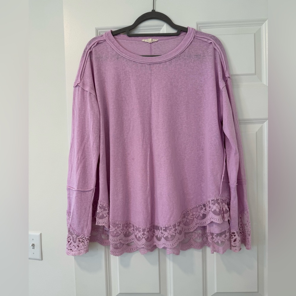 Long-Sleeve, Oversized Light Purple High-Low Shirt - Size: Small